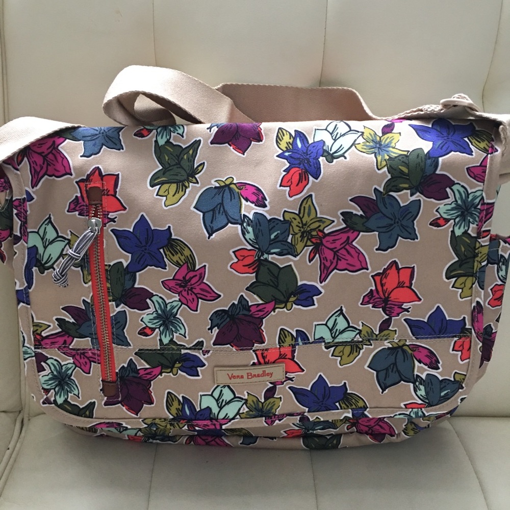 Vera Bradley Laptop Messenger in Falling Flowers